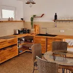 House * Ла-Техита