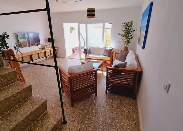 Дом отдыха House