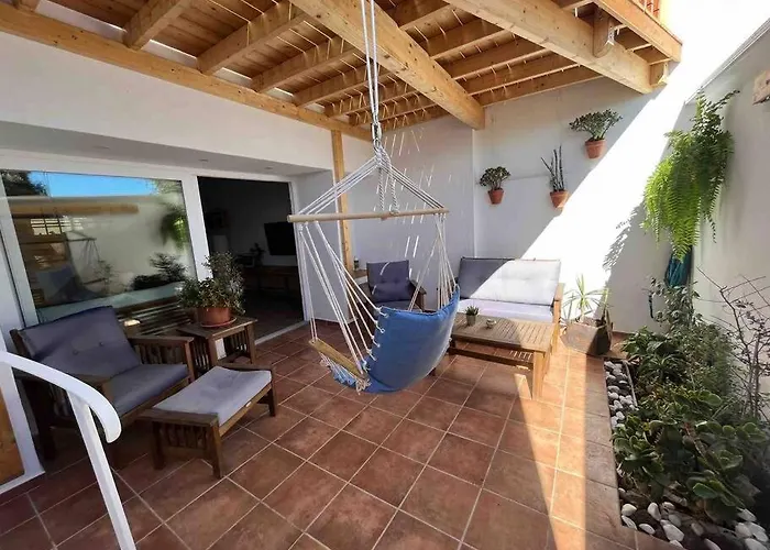 House بيت للعطل La Tejita