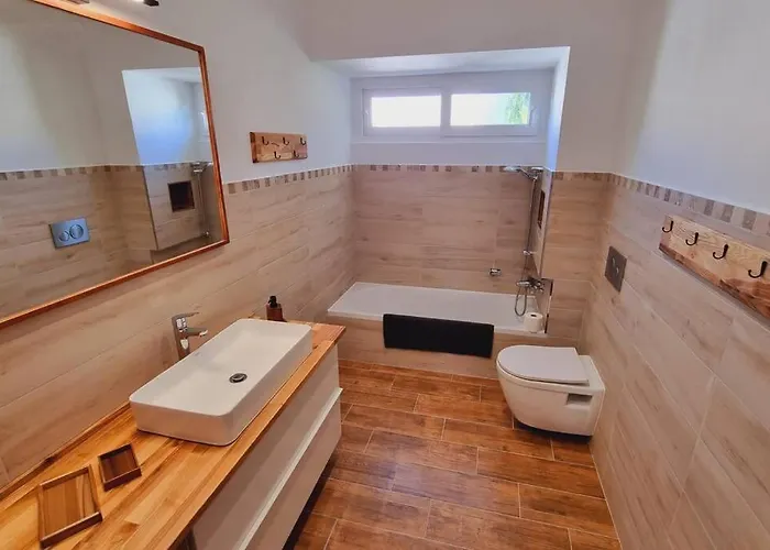 Дом отдыха House
